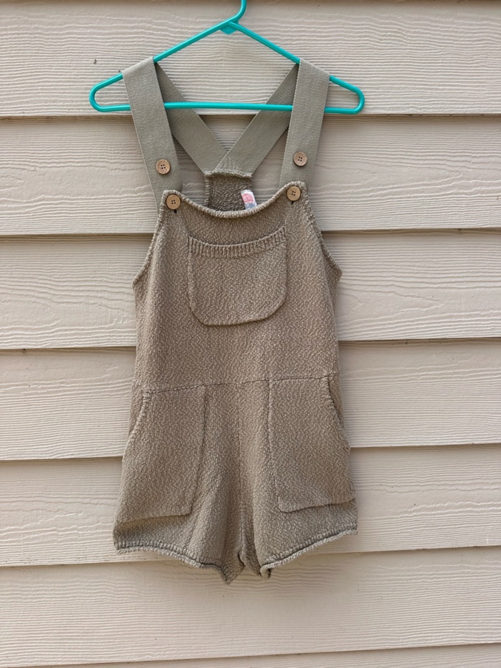 Free people Beach Over it Short Overalls Knit Romper Tan/Beige  Sz XS EUC (A52)